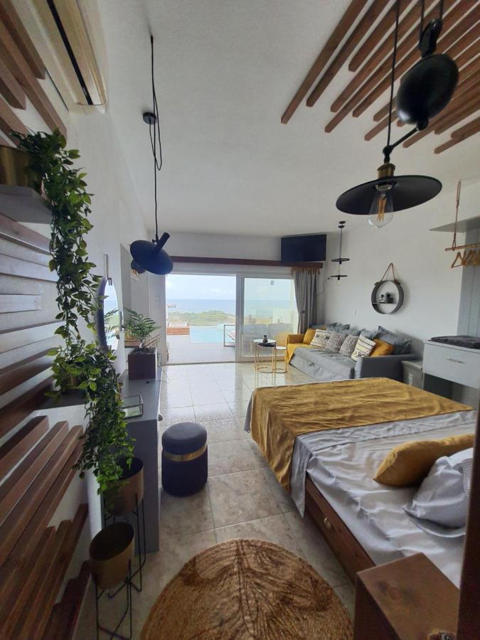 Tramonto Luxury Villa No2 - Breathtaking Sunset View Foiníkion Екстериор снимка