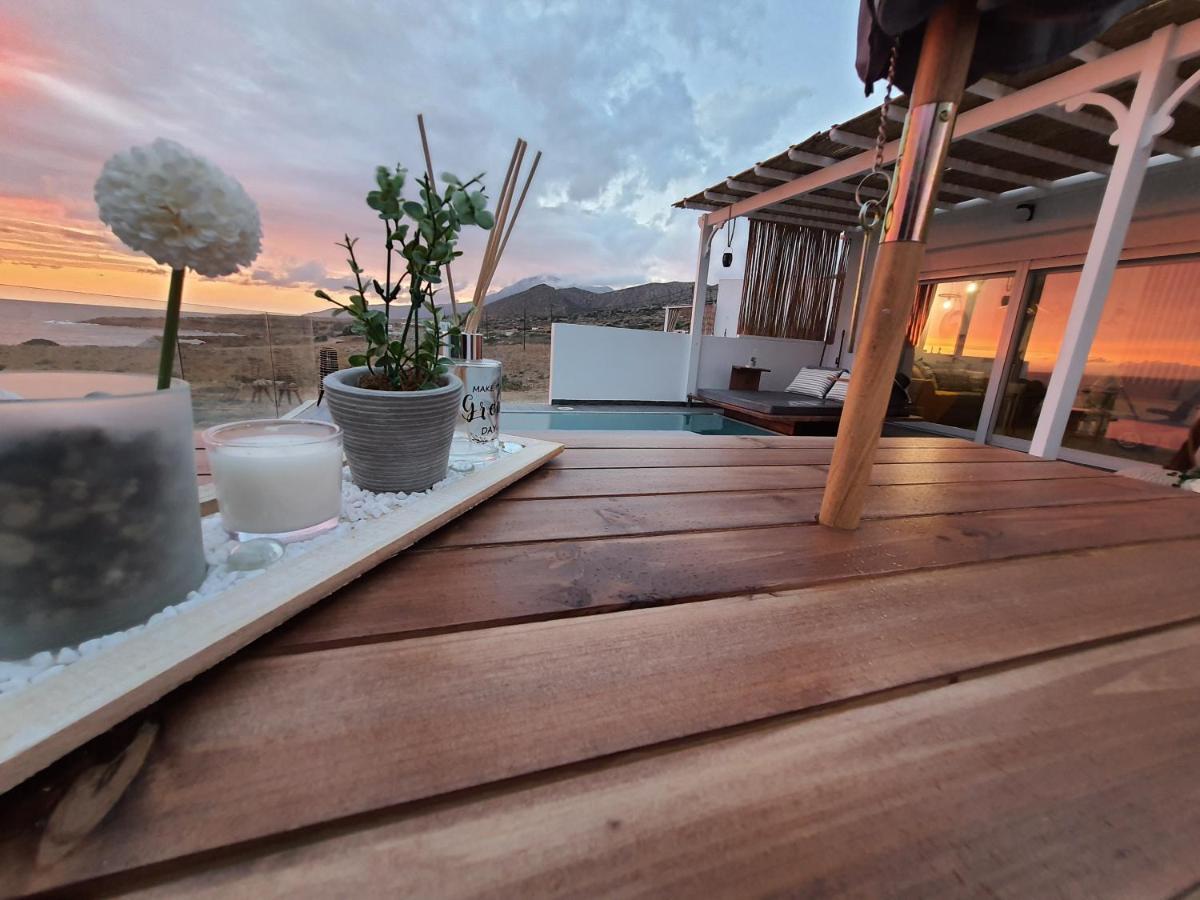 Tramonto Luxury Villa No2 - Breathtaking Sunset View Foiníkion Екстериор снимка