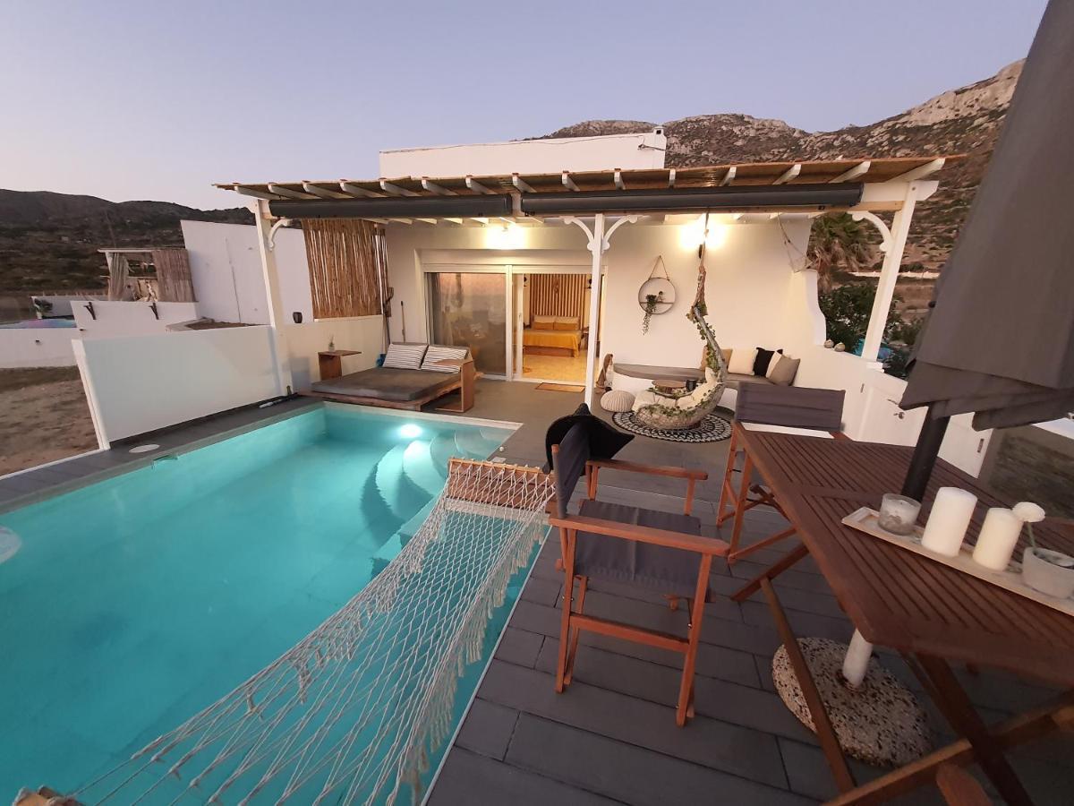 Tramonto Luxury Villa No2 - Breathtaking Sunset View Foiníkion Екстериор снимка